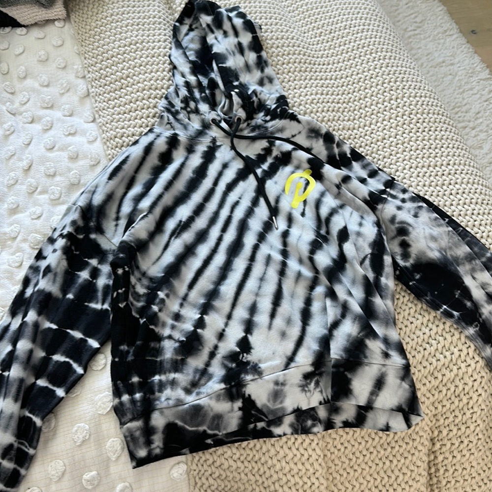 NWT Peloton “Together We Go Far” Tie Dye Hoodie
